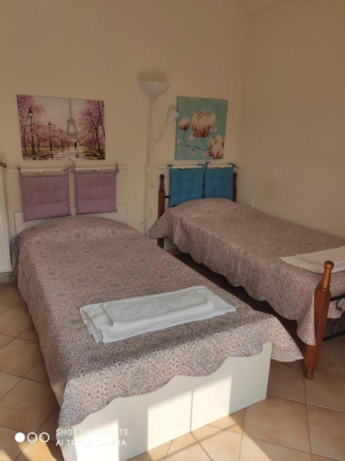 Kelesi Apartments Nea Kallikrateia Екстериор снимка