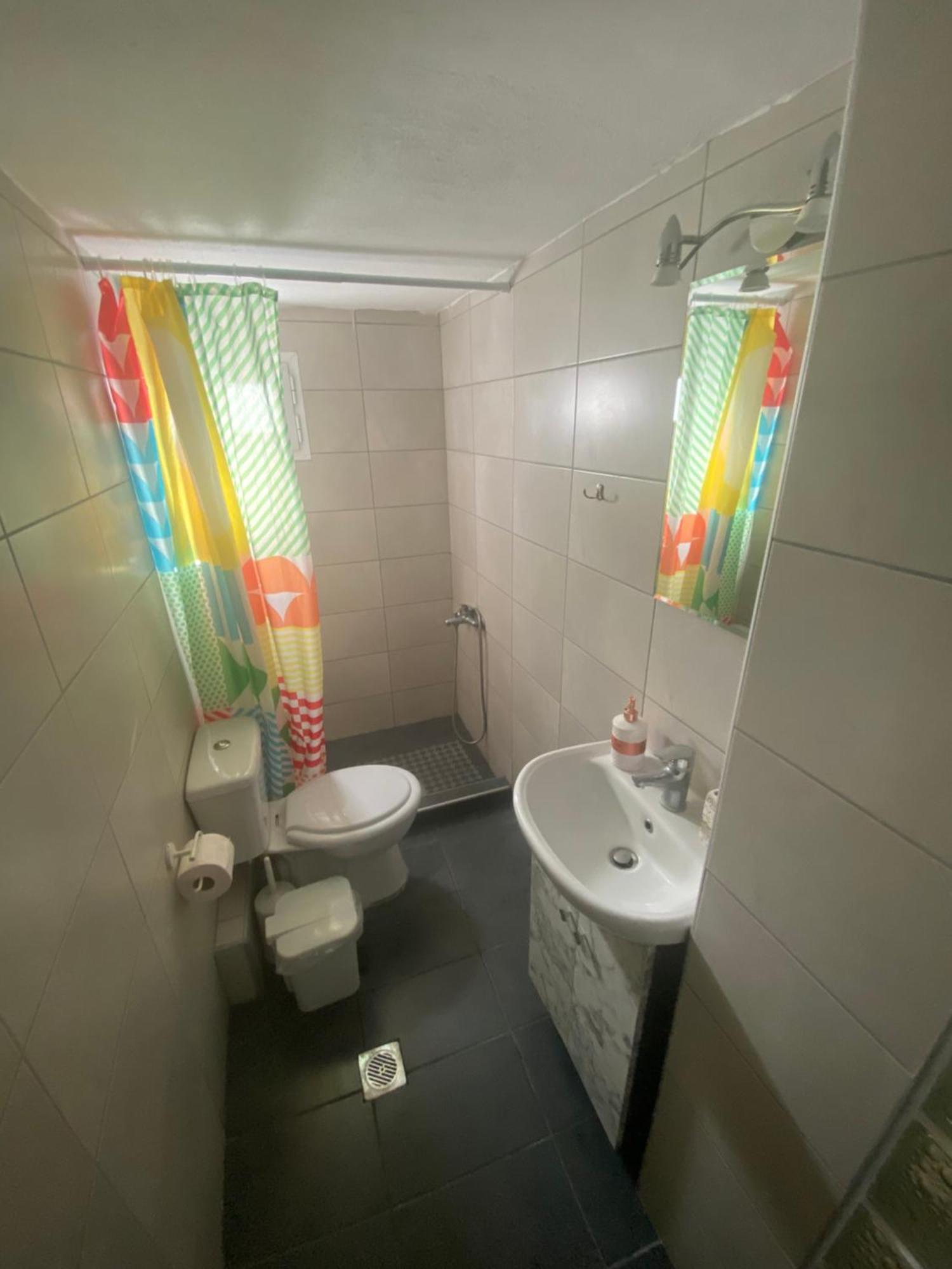 Kelesi Apartments Nea Kallikrateia Екстериор снимка